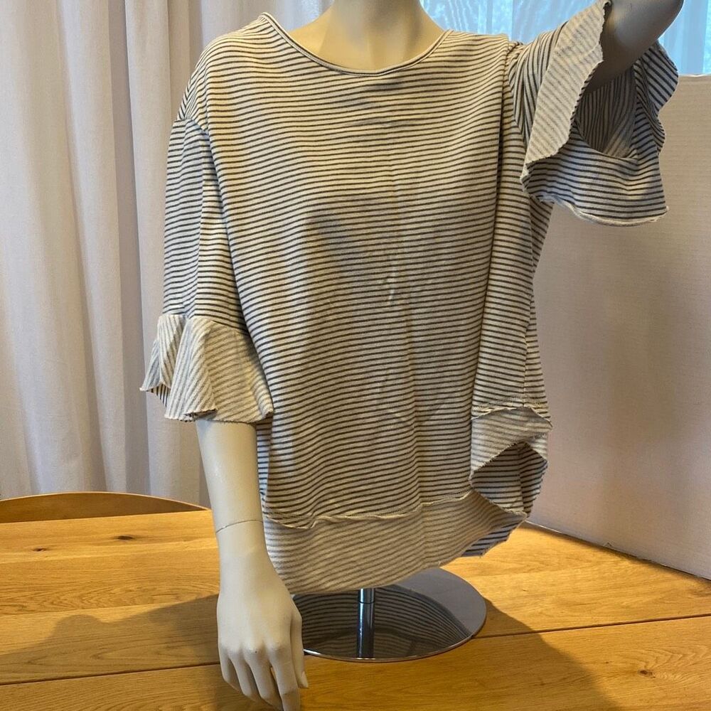 KyeMi - Ruffled, Gray-Striped Blouse/Top Women’s Size Large